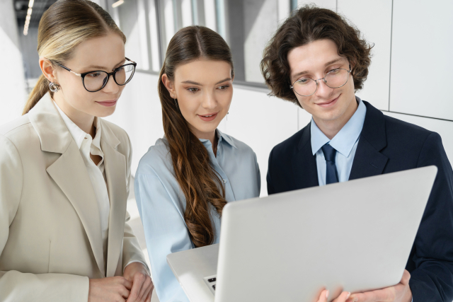 The Challenge of Converting Overseas Inquiries into Contracts